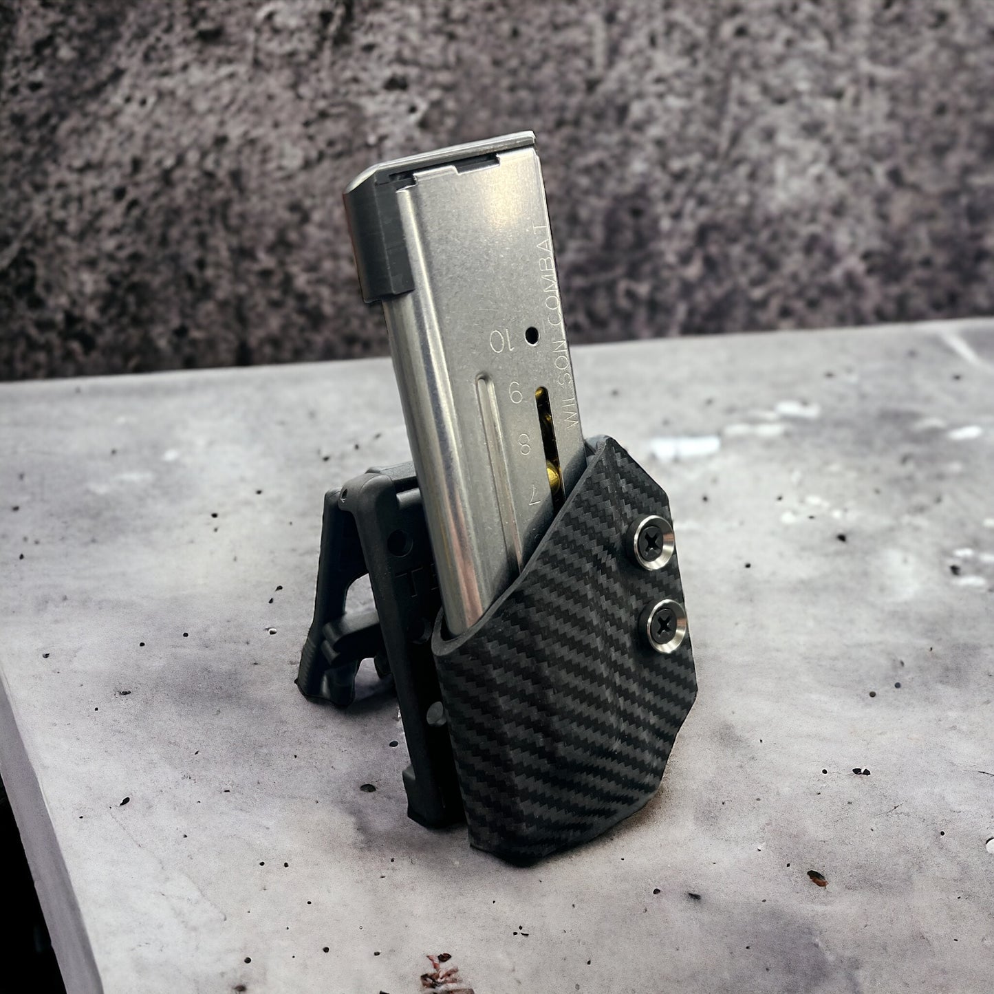 Competition Mag Carrier