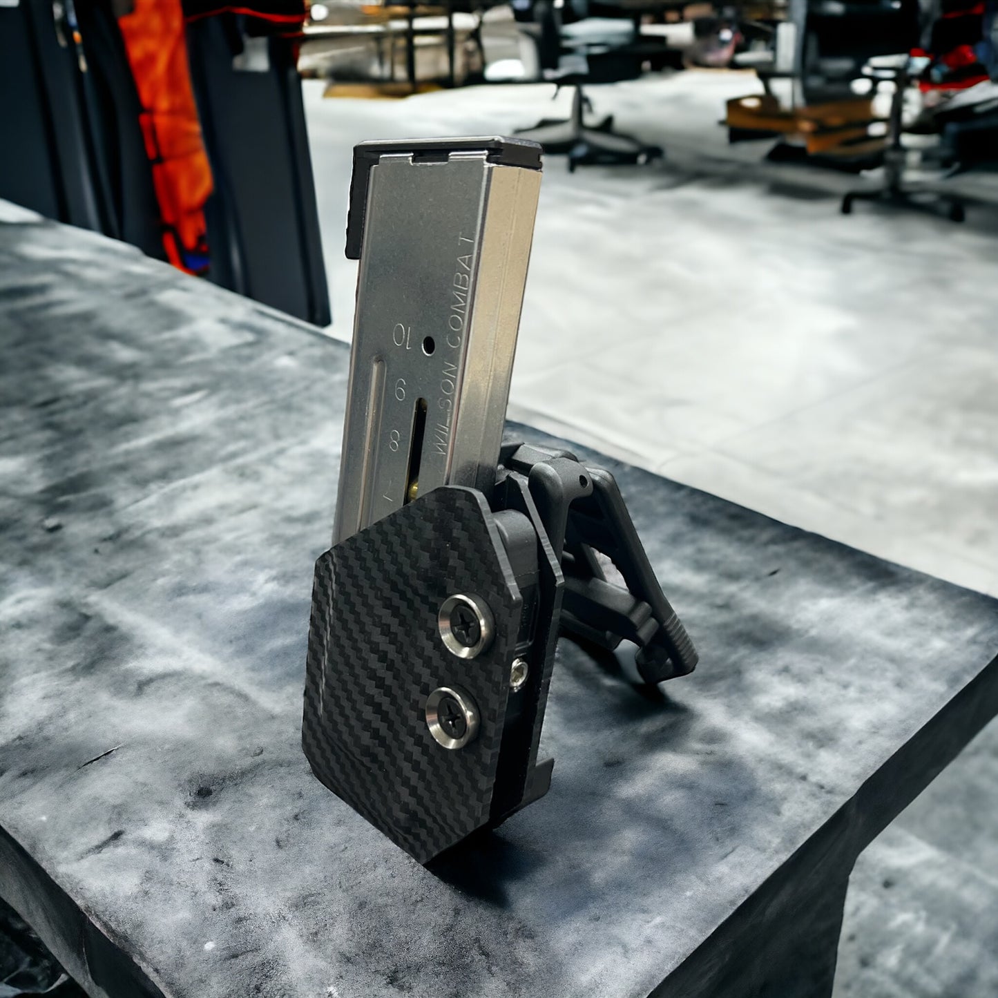 Competition Mag Carrier