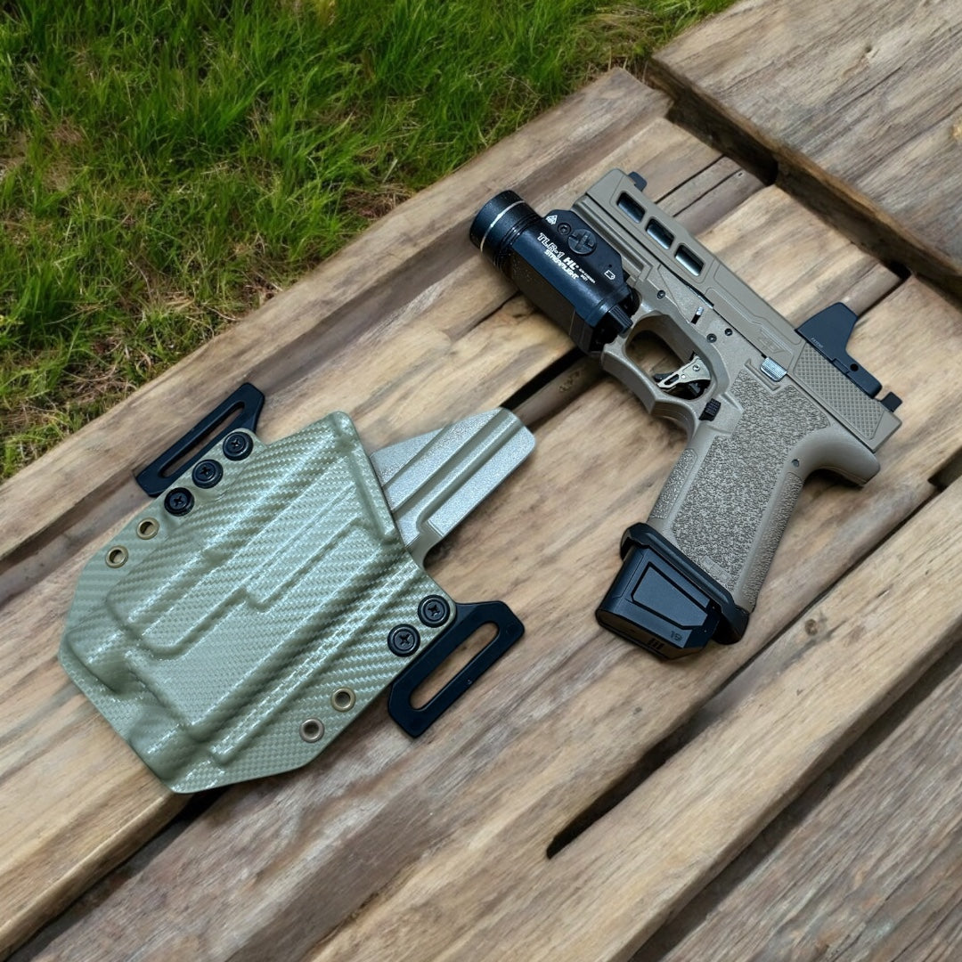 Pro Series: OWB Holster - Light Bearing