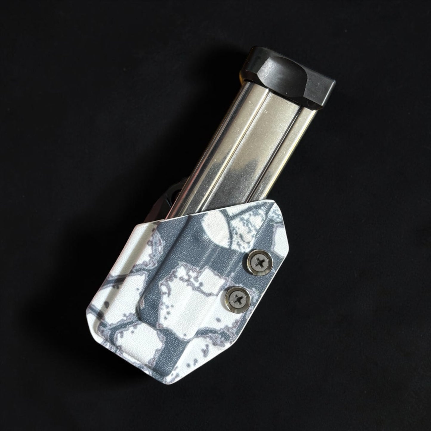 Competition Mag Carrier