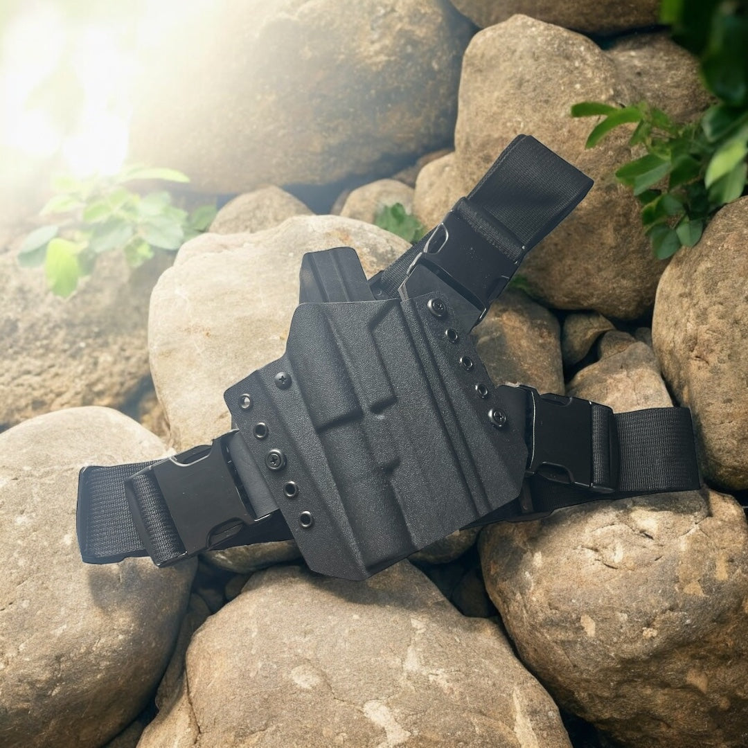 Chest Rig 2.0 Holster - Light Bearing